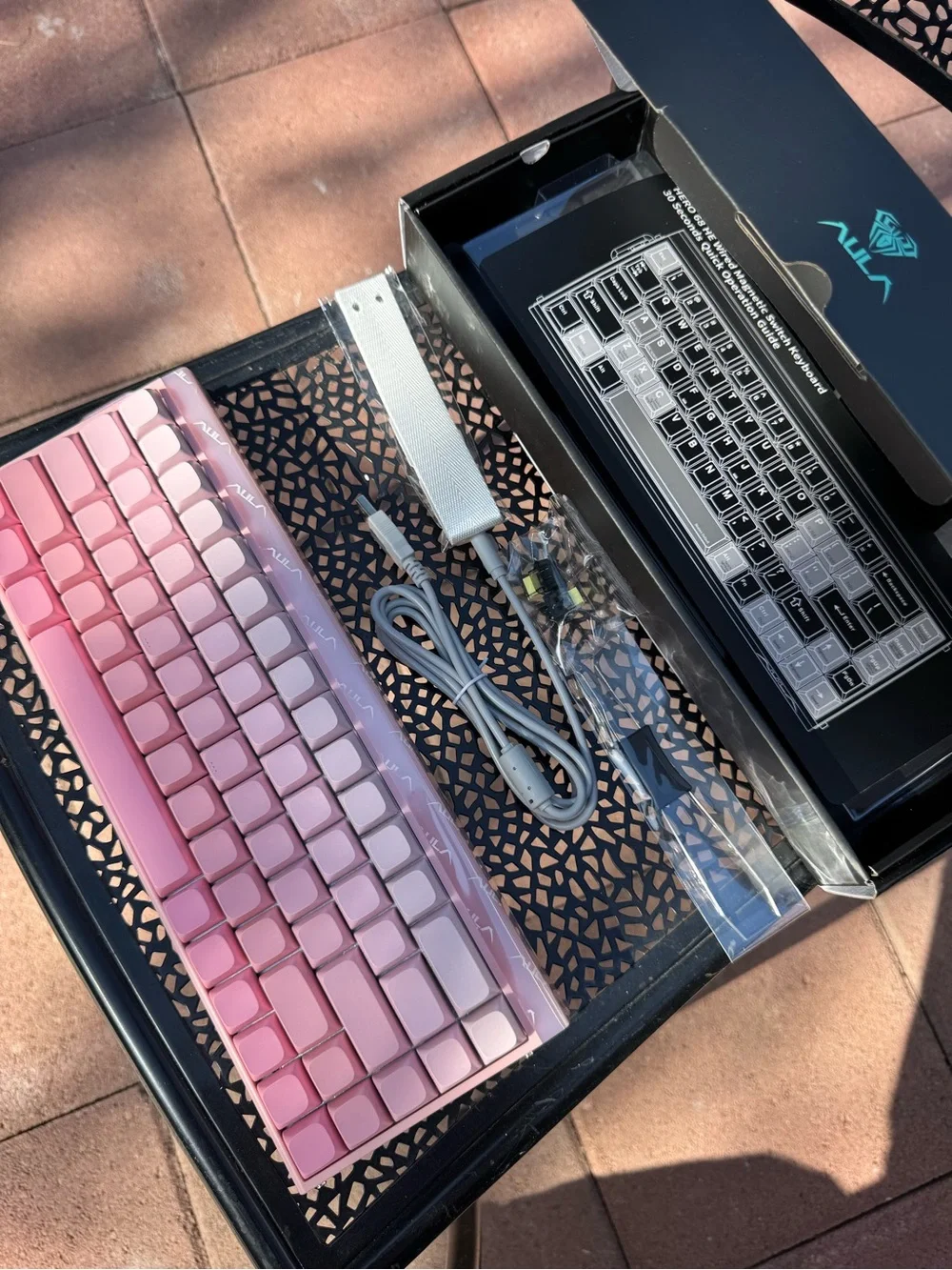 Pink Gradient Magnet Switch Mechanical Keyboard